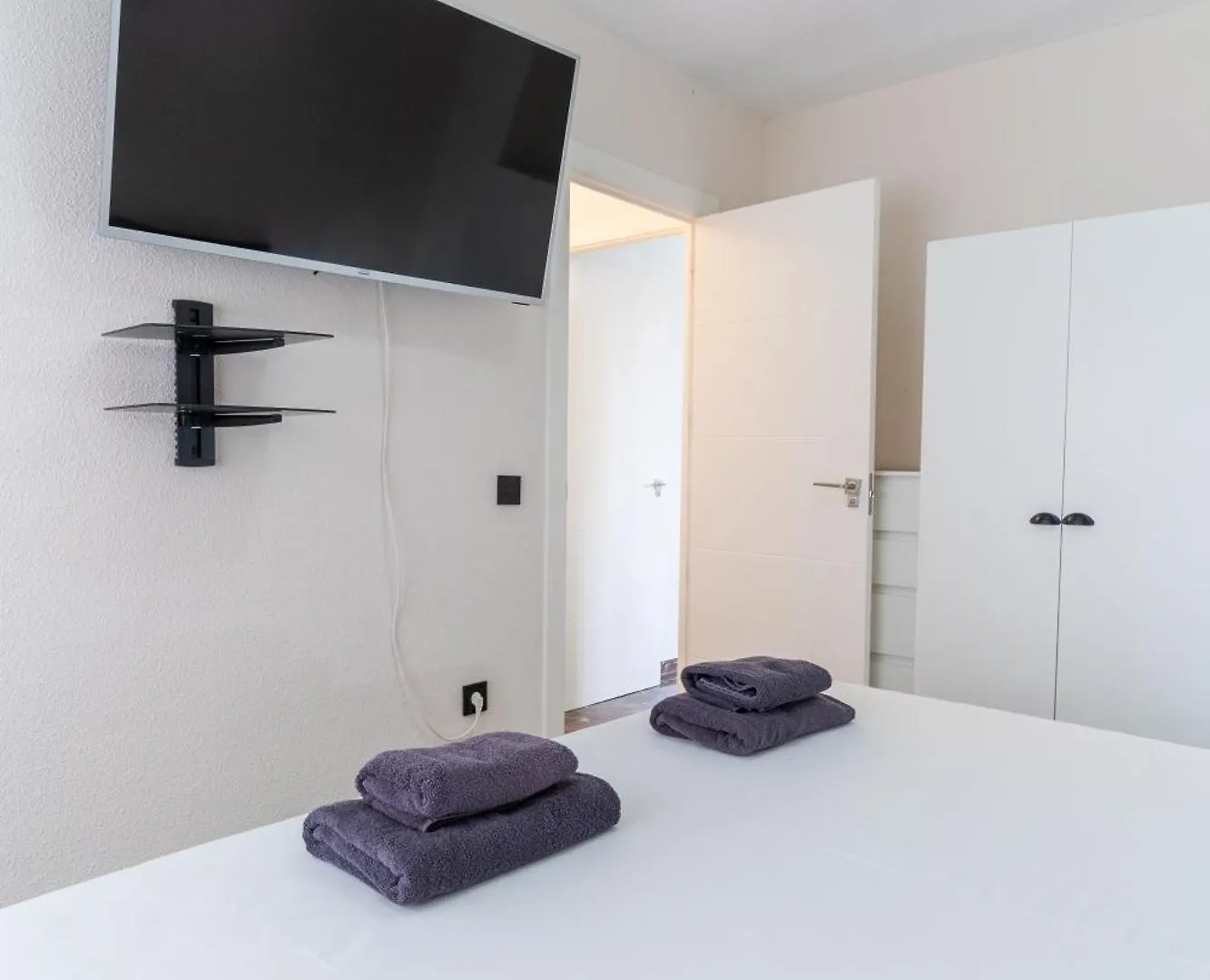 Trendyhomes Geminis I Moderno Piso En La Mejor Zona De Aguadulce Aguadulce  Aguadulce (Almeria)